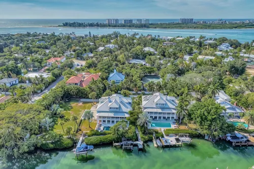 Your Personal Resort-7Br-12 Beds, Pool, Bocce Ball, Boating & so Much More! - 4 stjerner