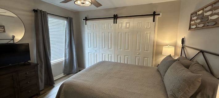 Newly Renovated Home close to Navarre Beach Hotels in Navarre