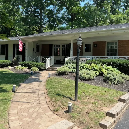 Charming 2-bedroom house near Artpark in the Village of Lewiston
