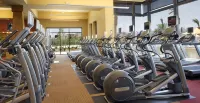 3 bedroom house with Golf, pool, hot tub, gym, biking, and much more