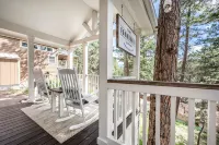 Mountain Living - Breathtaking View of Pikes Peak