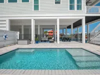 Island Memories - Beautiful gulf view with beach access across from driveway. - 4 stjerner