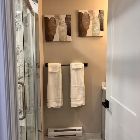 One bedroom apartment/suite