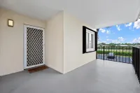 2/2 Condo Steps from the Beach - 피트니스 시설