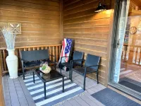 Show Low Cottage Hideaway-Cozy Cabin w/Fireplace