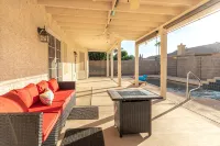 Game Room/ Pool and Jacuzzi Cozy Home in Yuma