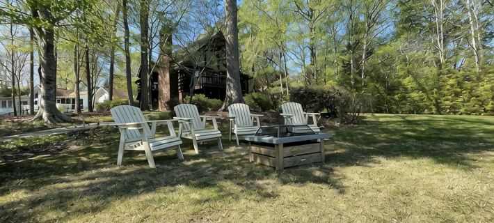 Rustic Log Cabin with amazing view of Lake Gaston! Hotels in Halifax County