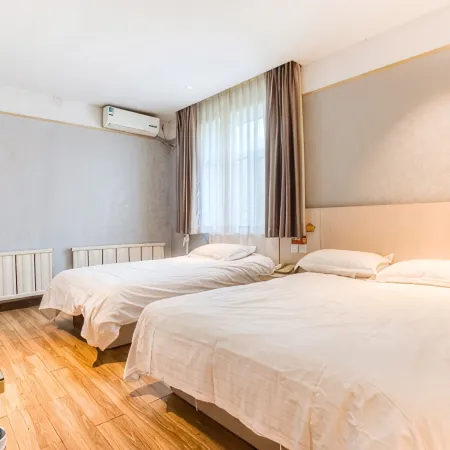 Yiju Hotel (Dashiqiao Heping Street Darunfa)