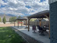 Mystic Manor Monroe 4 Bed Farm House- 10 min walk to Hot springs Hotele w: 