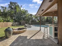 Spacious Home Prime Location of St. Augustine: Pool, Hot Tub, & Fire Pit - สระว่ายน้ำส่วนตัว