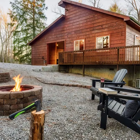 Romantic Cabarn w/ HotTub Lounge - Located on BSF!