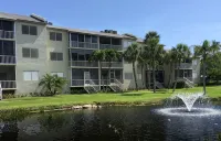 Coastal Comfort, 2Br Hutchinson Island Getaway by the Beach - Homestays