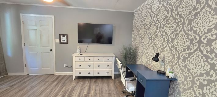Paul's Apartment - 55in TV, Wi-Fi, kitchenette Hotels in White County