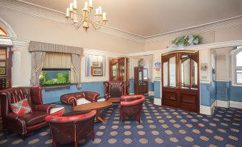 The Royal Hotel