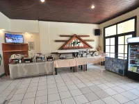 Acharavi Garden Hotels in Thinali
