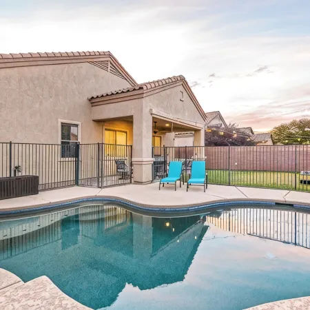 Tucson Pool Home -  Pets, Putting Green, No Hidden Fees