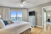 Seacrest 710 is 2 Br Top Floor Gulf Side Unit - Beautifully Decorated by RedAwning