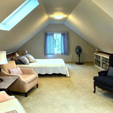 Discover Your Perfect Cape Ann Getaway - A Charming Bayview Retreat
