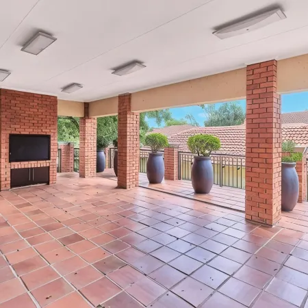 Luxury 2 Bedroom Apartment Near Monte Casino, Johannesburg