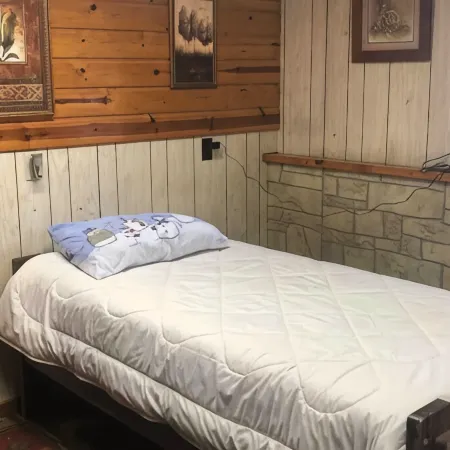 Country Crossroads Hotels in Forest County