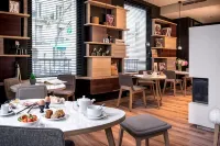 Hotel Max - Lãng mạn
