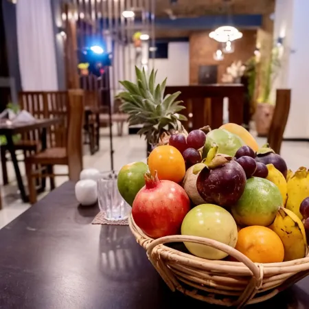 Limeshine Residence - Airport Transit Hotel