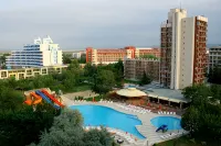 Hotel Iskar & Aquapark - All Inclusive - Pet friendly