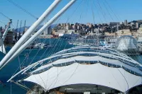 Casetta dello Zucchero - walk to the Aquarium!