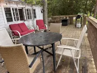 Quaint, Cozy Cabin on Bass Lake - 홈스테이