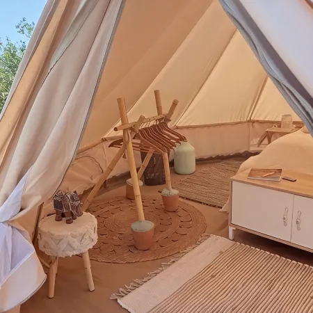 Cozy campground in beautiful Salobrena with WiFi, AC