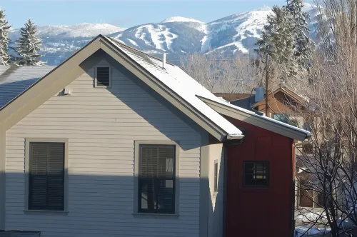 Stylish Railway Loft in the Heart of Whitefish - walking distance to downtown!