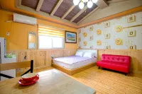 Suncheon Bay Pine Scent Pension - Pet friendly