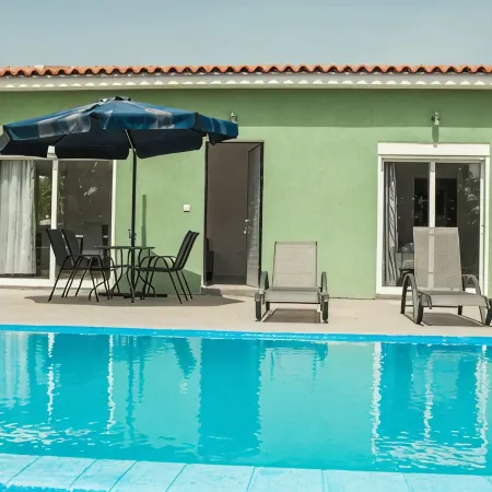 About Summer Villa Thea