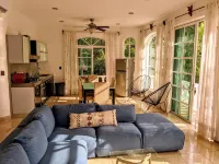 Sleeps 16 1min walk to Beach and 5th Av Pool at VOPDC villas of playa del carmen