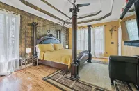 Spacious and comfy 4 Bed/3 Full Bath Canton Home!