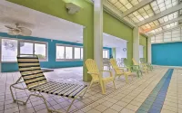 Oceanfront 3-BR boardwalk condo w indoor pool! - Private Pools