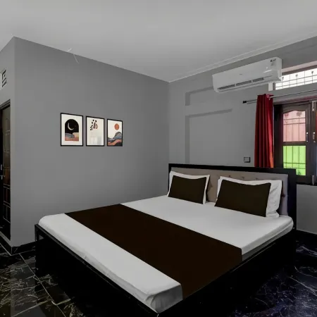 Shri daulat villas hotel
