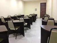 Flamboyant Suite Hotel - 2-Sterne
