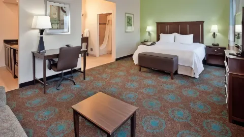 Hampton Inn & Suites St. Cloud in Saint Cloud