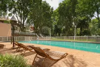 Holiday Inn JOHANNESBURG SUNNYSIDE PARK by IHG - piscina