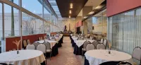 Trade Hotel - Breakfast