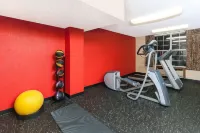 Days Inn & Suites by Wyndham Tucker/Northlake - 2-Star