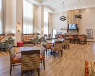 Hampton Inn & Suites Whitefish, MT - Family