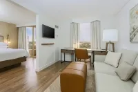 Sheraton Suites Market Center Dallas - balcony