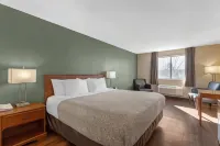 Econo Lodge - 2-Star