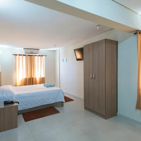 Monte Serrat Hotel