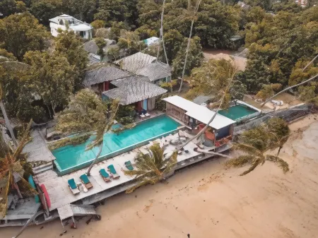 Tango Luxe Beach Villa, Koh Samui