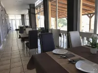 Hotel Algorfa - Bed and Breakfasts