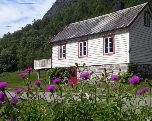 Vollsnes Gjestehus Hotels in Stryn