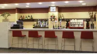 Holiday Inn Express MALAGA AIRPORT by IHG - Quầy Bar